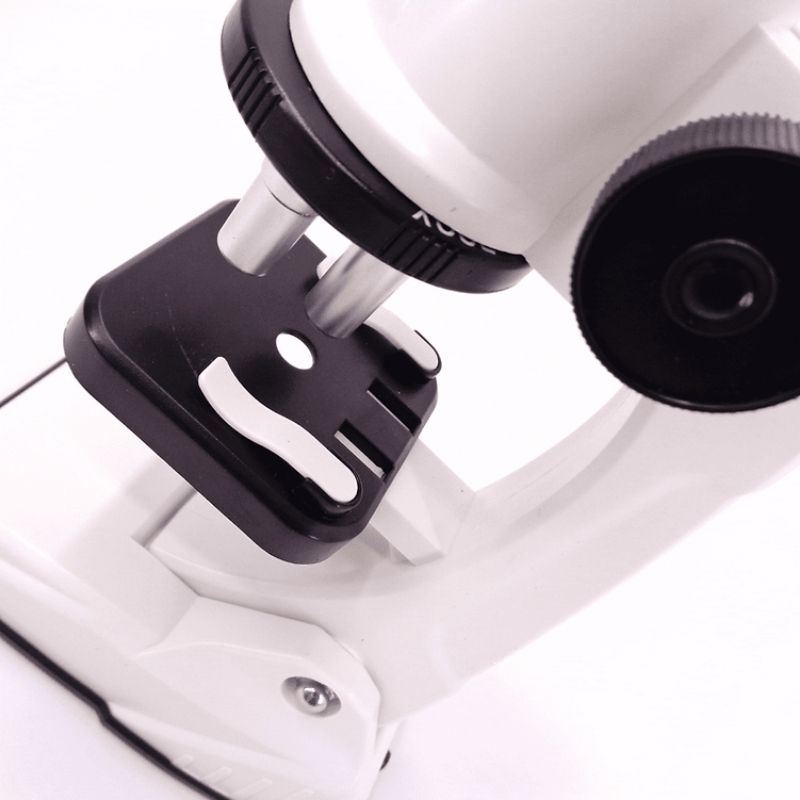 Microscopio de Iniciación - Con accesorios y aumento ajustable hasta x1200, despierta el interés científico