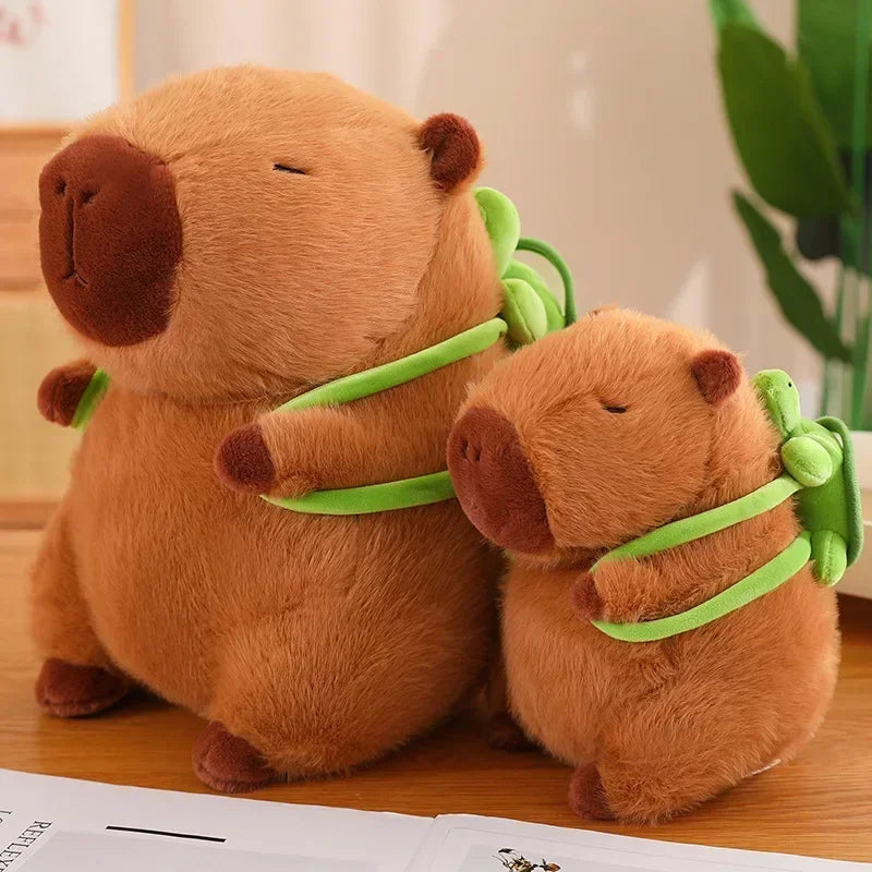 Capibara de Peluche con Mochila de Tortuga