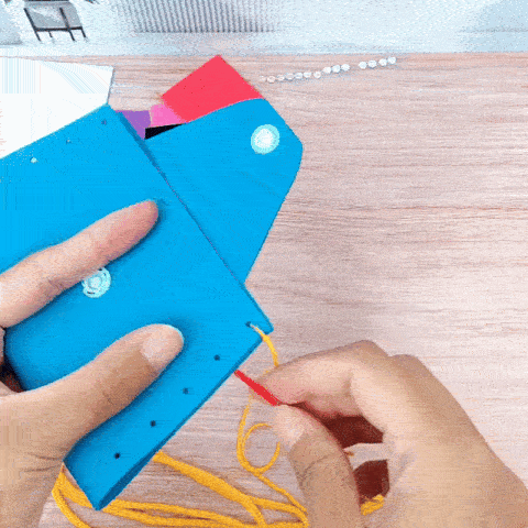 Costura Segura - Kit para coser con 5 bolsos, 8 peluches y accesorios