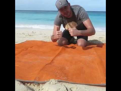 Anti-sand canvas for the beach 